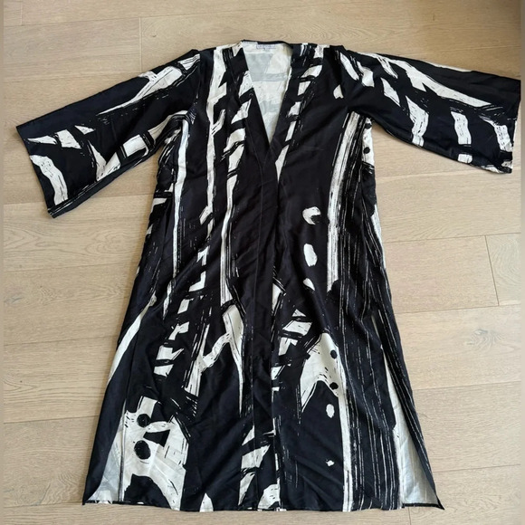 DIARRABlU Naim Maxi Dress
Size M (8-10) - Picture 5 of 15